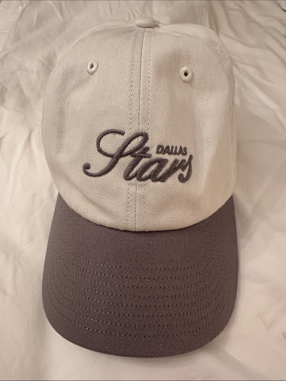 Dallas Stars Two-Tone Baseball Cap - White & Gray ‘47 NHL